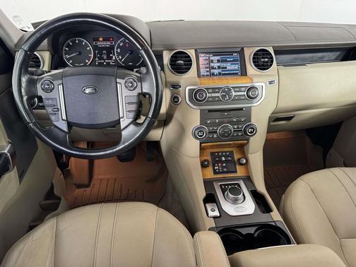 Mariana Black 2014 Land Rover LR4 Base