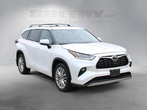 Wind Chill Pearl 2024 Toyota Highlander Platinum