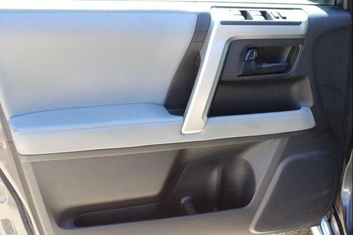 Magnetic Gray Metallic 2010 Toyota 4Runner SR5