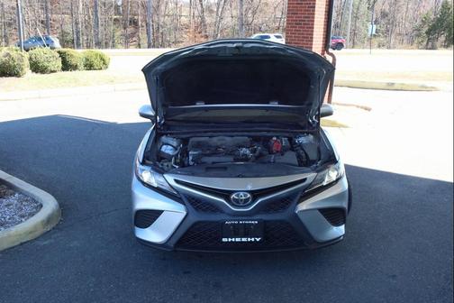 2019 Toyota Camry SE