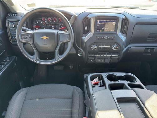 2024 Chevrolet Silverado 2500 Custom