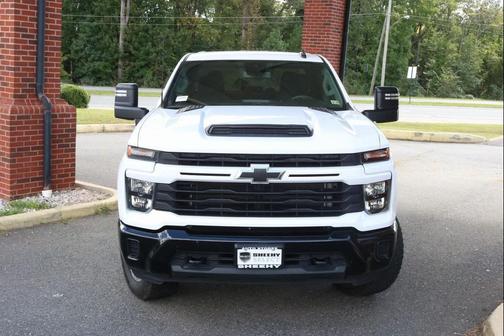 2024 Chevrolet Silverado 2500 Custom