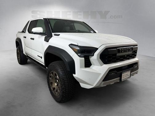 Ice Cap 2024 Toyota Tacoma Hybrid Trailhunter