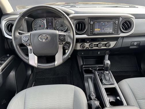 2016 Toyota Tacoma SR5