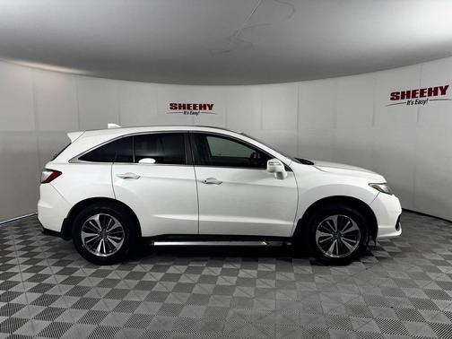 White Diamond Pearl 2017 Acura RDX Advance Package