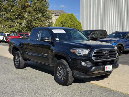 2018 Toyota Tacoma SR5