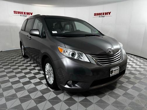 Predawn Gray Mica 2016 Toyota Sienna XLE
