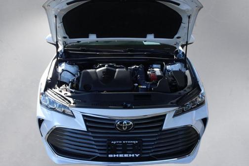 2022 Toyota Avalon XLE