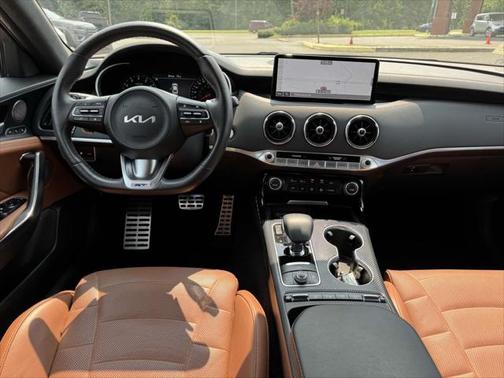 2023 Kia Stinger GT2