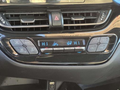 2019 Toyota C-HR XLE