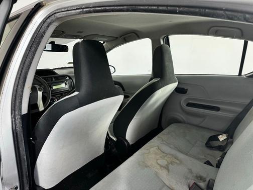 Classic Silver Metallic 2012 Toyota Prius c Two