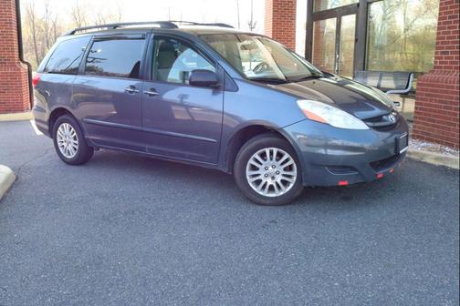 2008 Toyota Sienna LE
