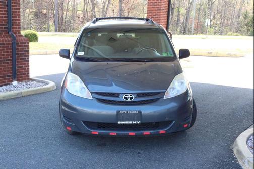 2008 Toyota Sienna LE