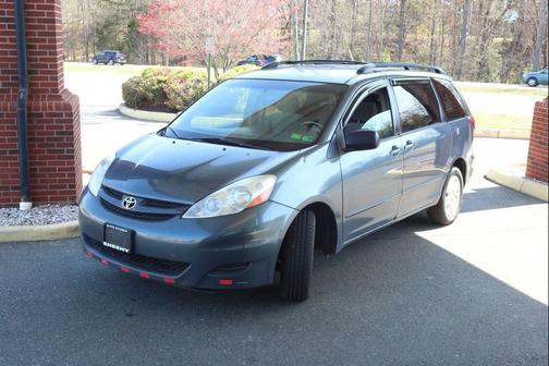 2008 Toyota Sienna LE