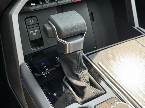 2025 Toyota Tundra Platinum