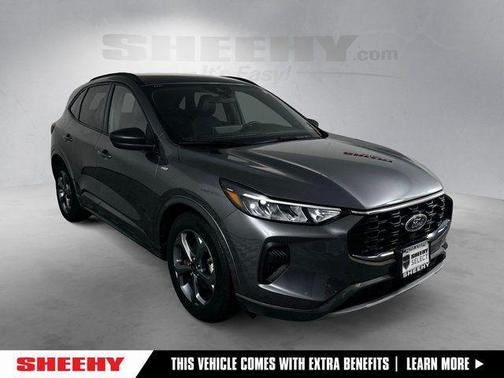 Carbonized Gray Metallic 2023 Ford Escape ST-Line