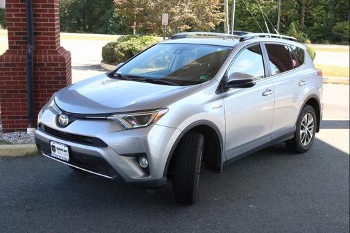 2018 Toyota RAV4 Hybrid LE