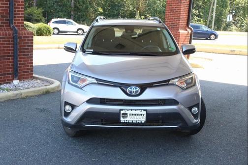 2018 Toyota RAV4 Hybrid LE
