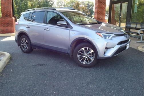 2018 Toyota RAV4 Hybrid LE
