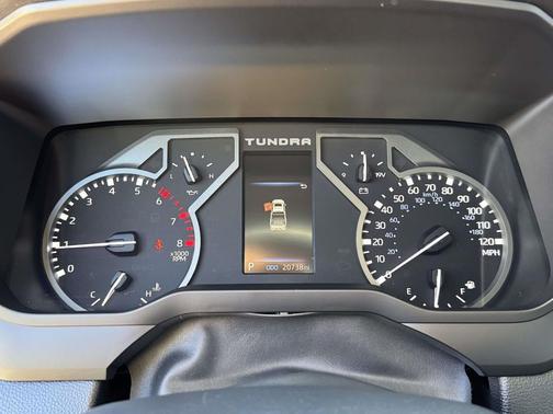 2022 Toyota Tundra SR5