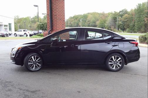 2022 Nissan Versa 1.6 SV