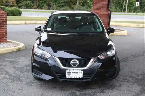 2022 Nissan Versa 1.6 SV