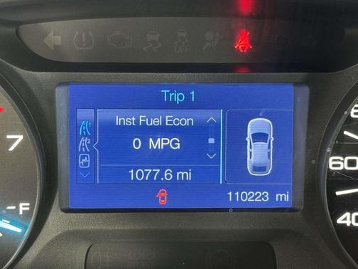 Ingot Silver Metallic 2013 Ford Edge SE
