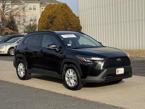 2023 Toyota Corolla Cross LE