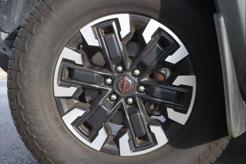 2024 Nissan Frontier PRO-4X