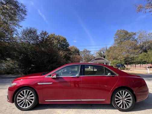 2017 Lincoln Continental Select