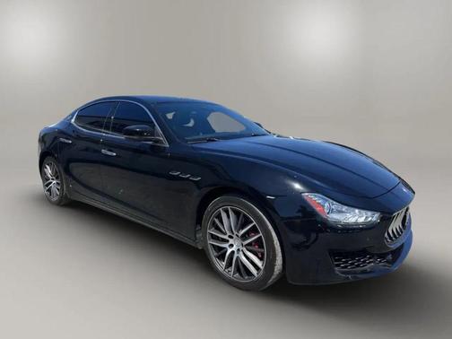 Nero 2020 Maserati Ghibli S Q4