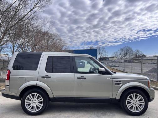 2010 Land Rover LR4 Base