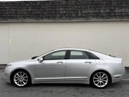 2015 Lincoln MKZ Hybrid Base