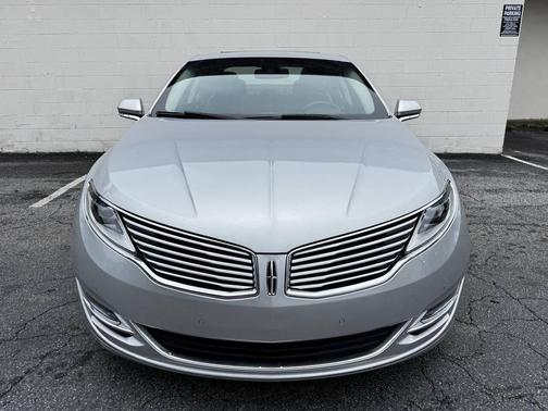 2015 Lincoln MKZ Hybrid Base