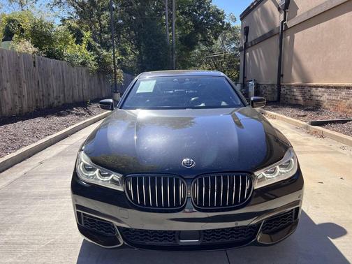 2019 BMW 750 I