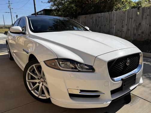 2017 Jaguar XJ XJ R-Sport
