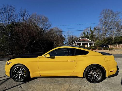 2017 Ford Mustang EcoBoost Premium