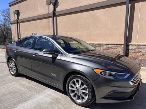 2018 Ford Fusion Energi SE Luxury