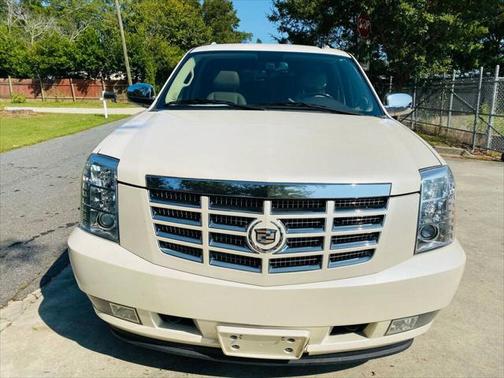 2011 Cadillac Escalade Luxury