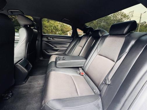 2022 Honda Accord Hybrid Base