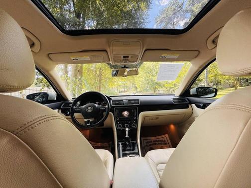 2014 Volkswagen Passat 2.0L TDI DSG SEL Premium
