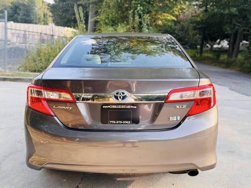 2013 Toyota Camry Hybrid LE