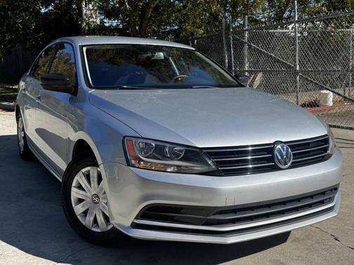 2015 Volkswagen Jetta Auto S w/Technology