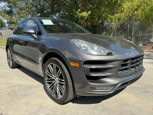 2016 Porsche Macan Turbo
