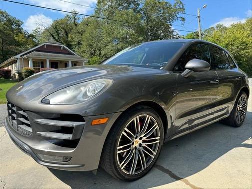 2016 Porsche Macan Turbo
