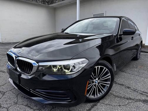2019 BMW 530 i