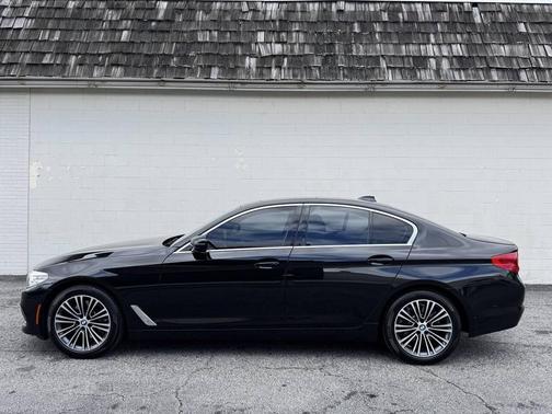 2019 BMW 530 i