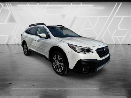Crystal White Pearl 2021 Subaru Outback Limited