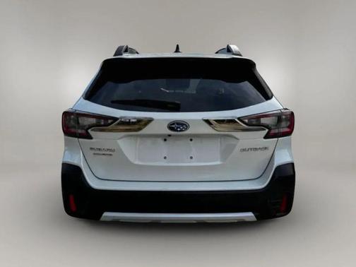 Crystal White Pearl 2021 Subaru Outback Limited