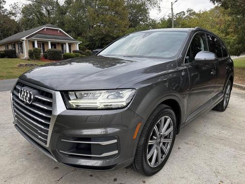 2019 Audi Q7 55 Premium Plus